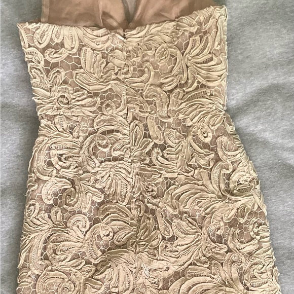 BCBG maxAzria nude floral mini dress - Picture 2 of 3